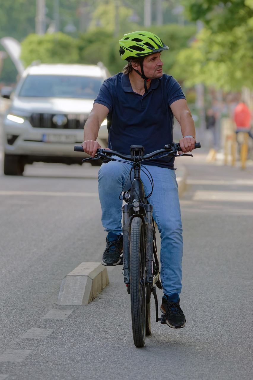 entdecken sie die welt des radfahrens: tipps, routen und trends für begeisterte radfahrer. erleben sie die freiheit auf zwei rädern und erfahren sie alles über die neuesten bikes und ausrüstungen.