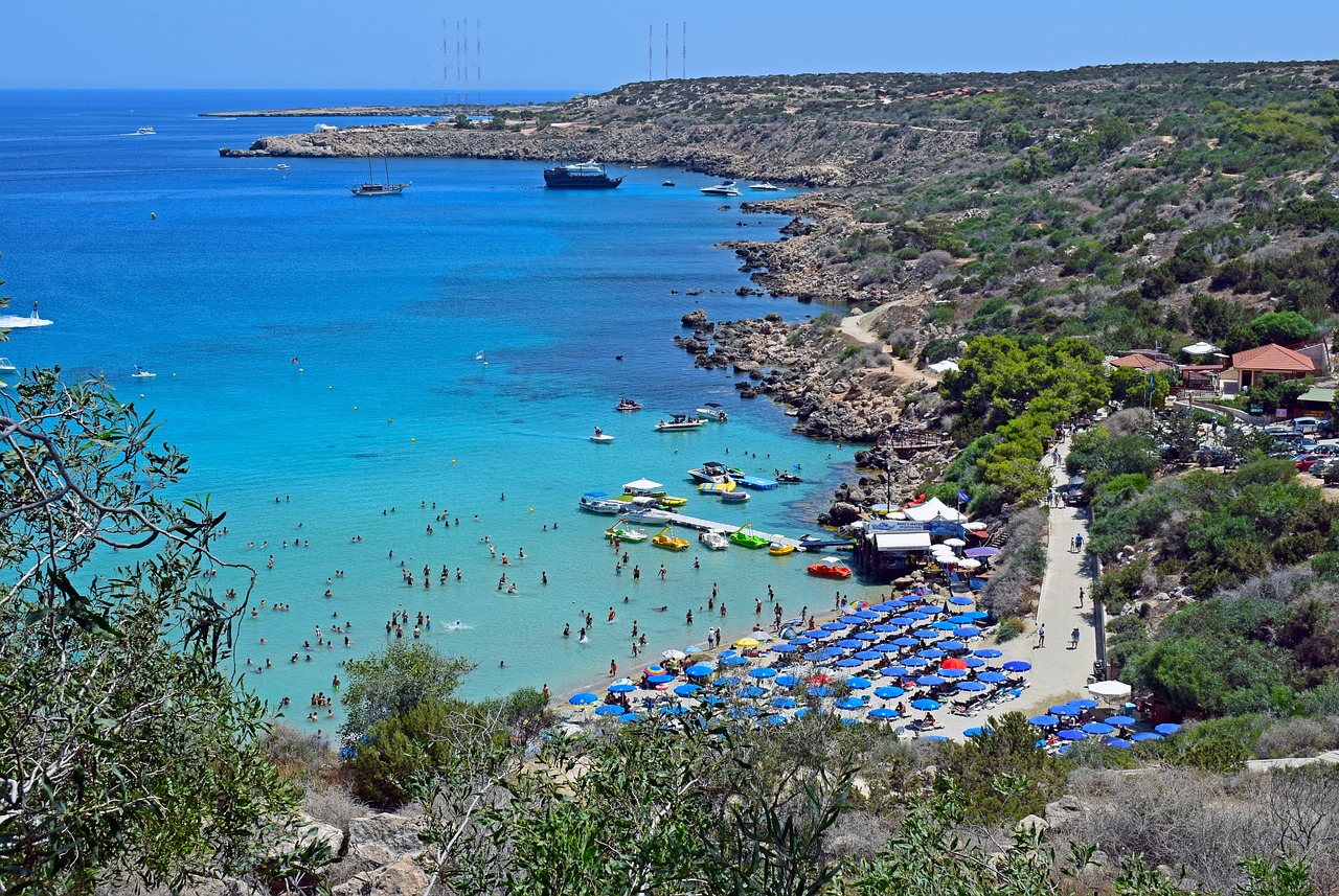 entdecken sie die besten sommerreiseziele für unvergessliche ferien – von malerischen stränden bis hin zu aufregenden städten. planen sie jetzt ihren perfekten sommerurlaub!