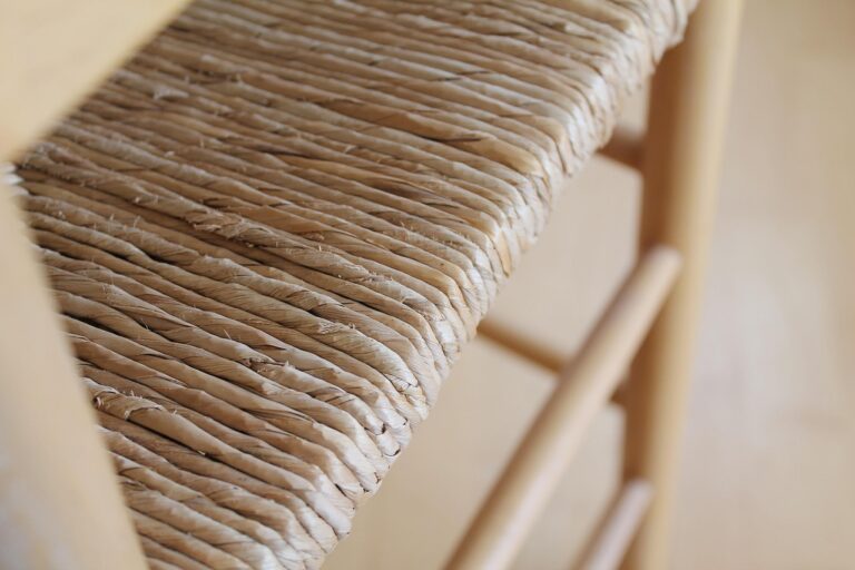 entdecken sie unseren hochwertigen hochstuhl f&uuml;r kinder &ndash; sicher, bequem und stilvoll f&uuml;r jeden esstisch.