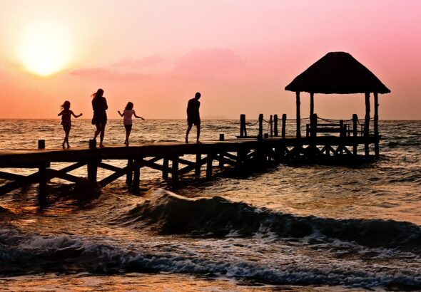 g&uuml;nstige familienurlaub angebote: entdecken sie preiswerte urlaubsangebote f&uuml;r die ganze familie und genie&szlig;en sie unvergessliche ferien zum besten preis.