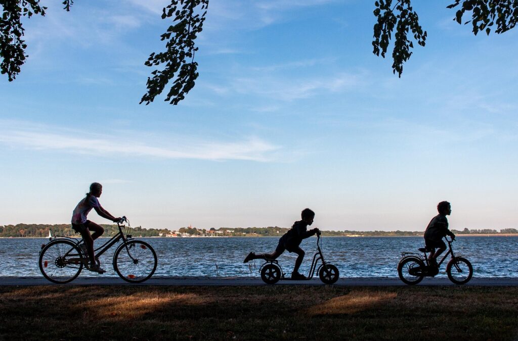 entdecken sie die besten tipps und reiseziele f&uuml;r familienreisen. erleben sie unvergessliche abenteuer und entspannte ferien f&uuml;r gro&szlig; und klein.